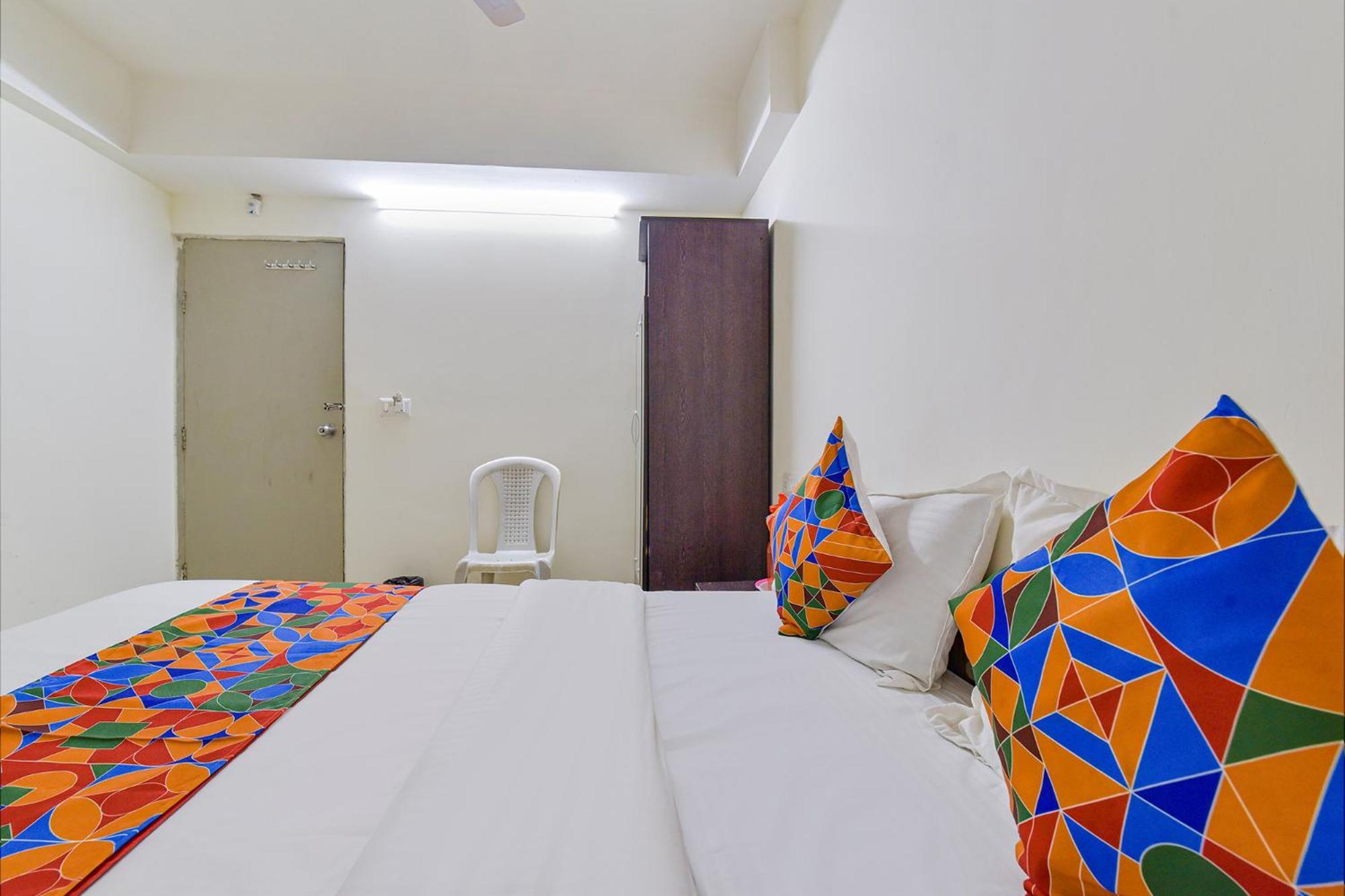 Hotel O Himalaya Inn アーメダバード エクステリア 写真