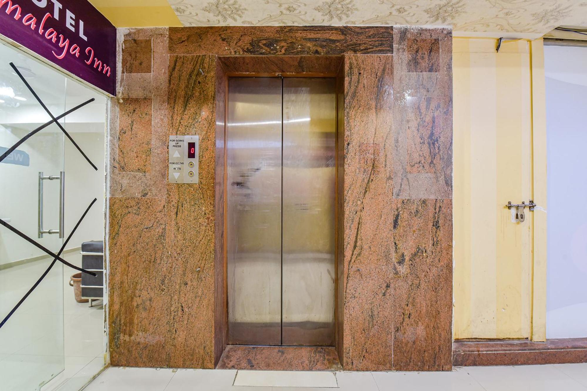 Hotel O Himalaya Inn アーメダバード エクステリア 写真