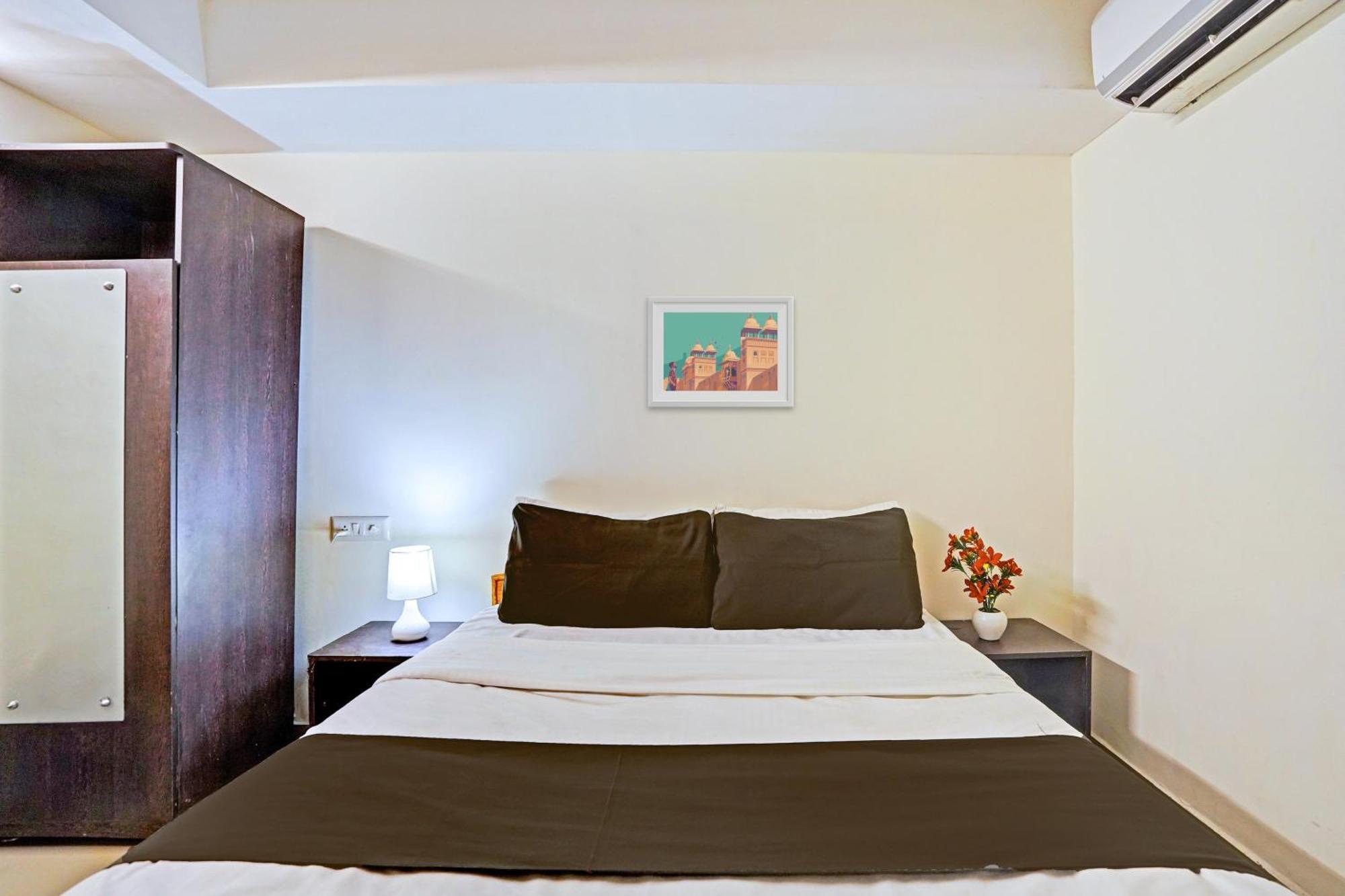 Hotel O Himalaya Inn アーメダバード エクステリア 写真